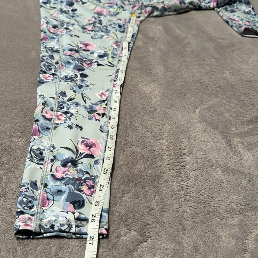 Vera Bradley Active Wear‎ Large Leggings- Blue with Pink Flowers - Picture 4 of 8